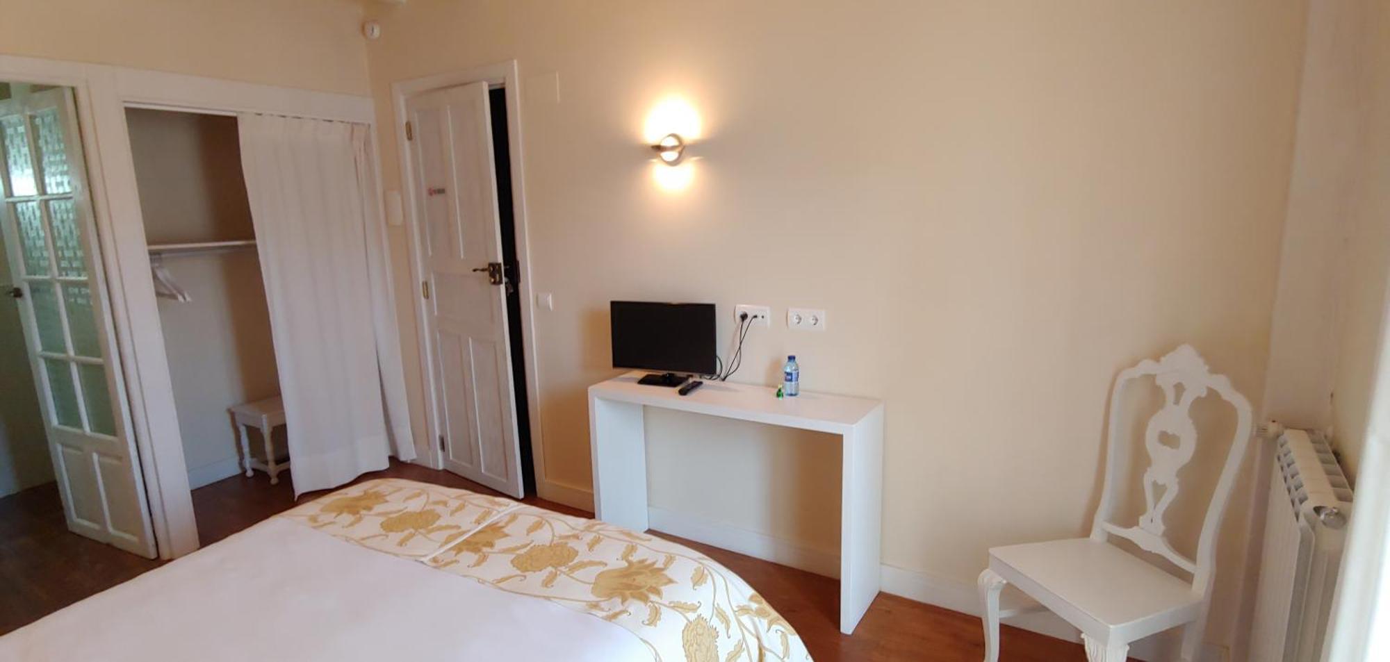Hostal Camponaraya Extérieur photo